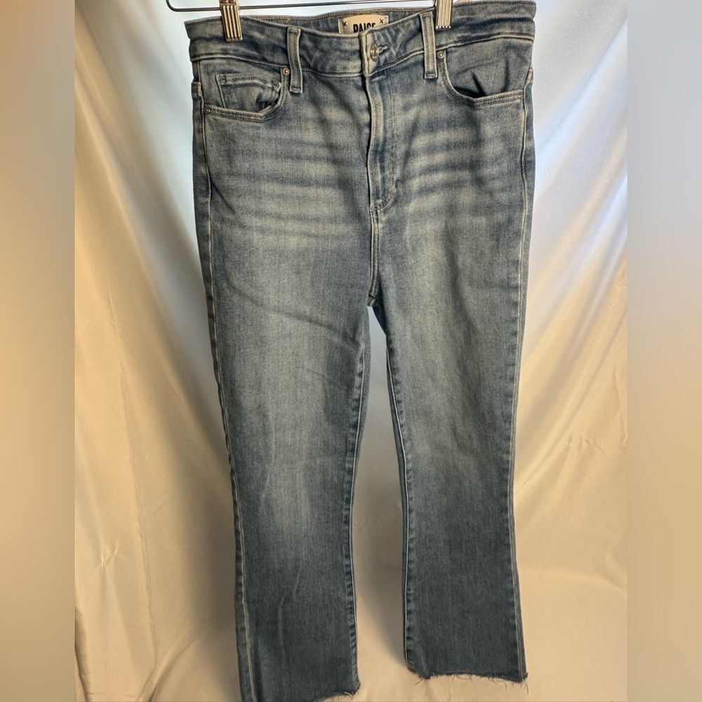 PAIGE High Rise Premium Denim Raw Hem Size 28 Medium Wash - Picture 4 of 4